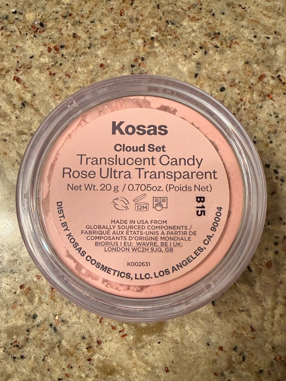 Kosas Cloud Set Translucent Powder - Translucent Candy - Picture 3 of 4